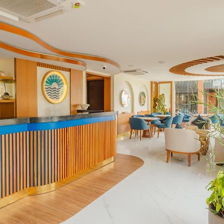 Umet Seaview Hotel With Free Airport Pick Up And Drop T&C Apply ماليه المظهر الخارجي الصورة