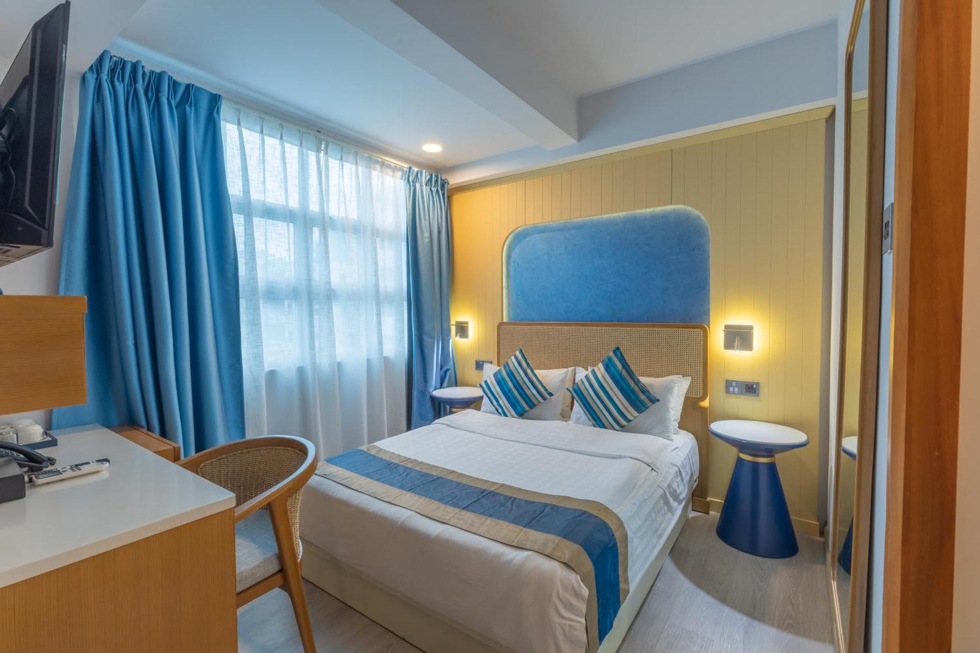 Umet Seaview Hotel With Free Airport Pick Up And Drop T&C Apply ماليه المظهر الخارجي الصورة